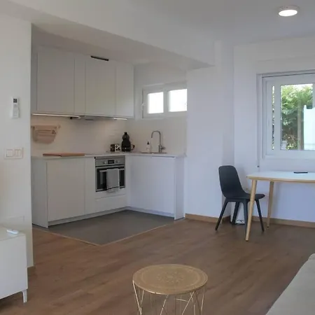 Las Mercedes Apartment, Apartament